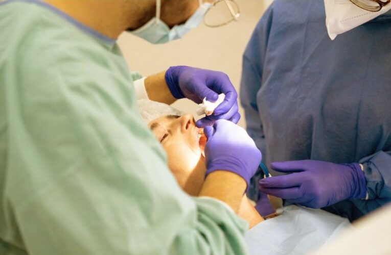 Dental Implants: The Benefits