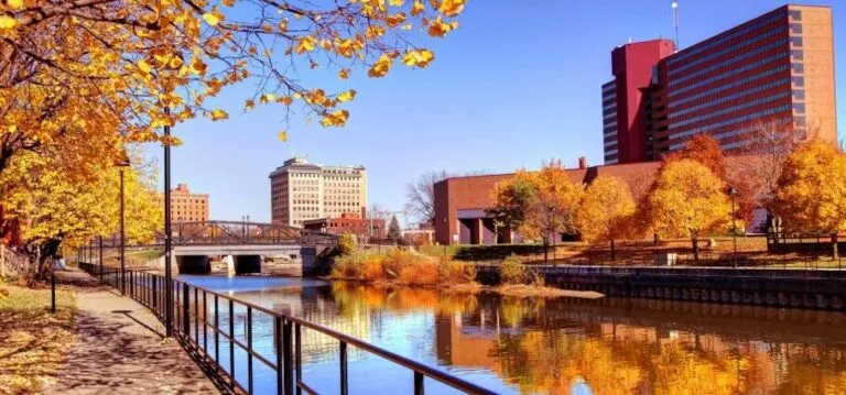 Flint MI 909x425 1