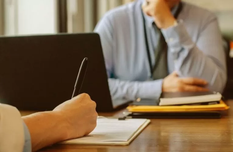 The Ultimate Employers’ Guide to Choosing the Best HRMS Software