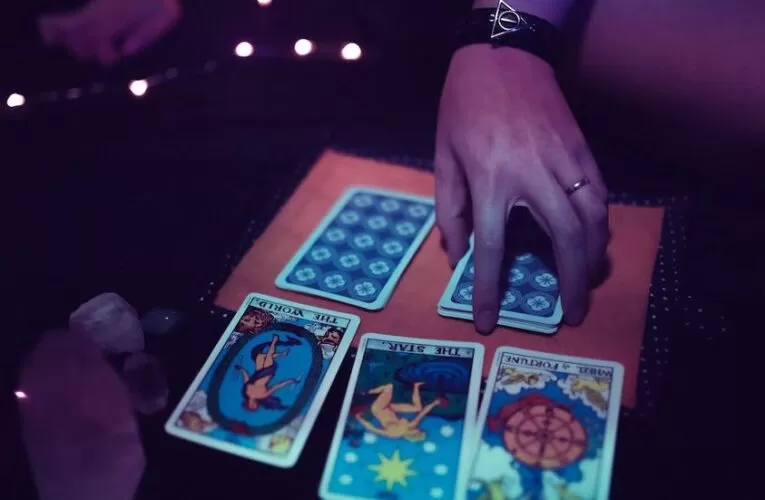 How to Make Free Love Tarot Card Reading?