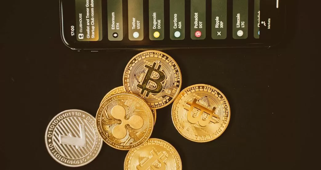 cryptocurrency vs stocks